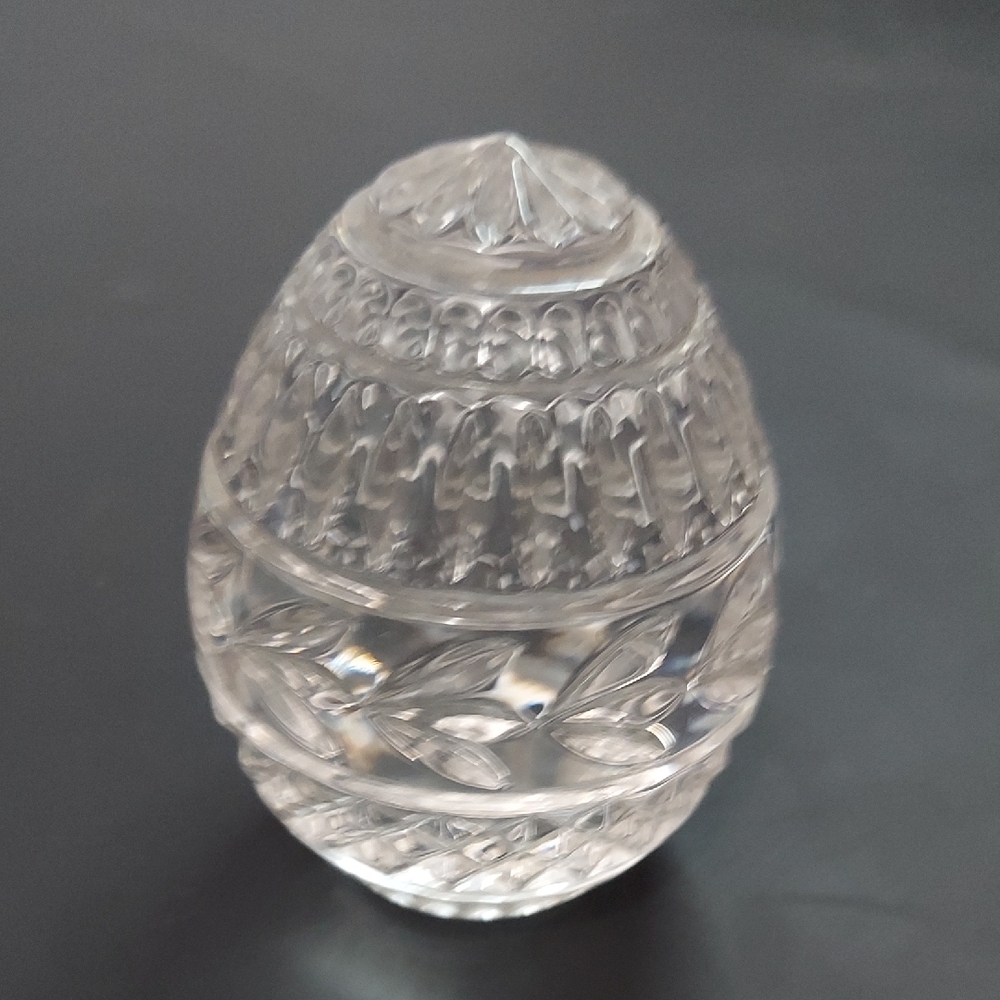 Franklin Mint cut crystal egg